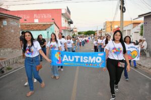 São Julião realiza Semana de Conscientização do Autismo com caminhada e ações educativas