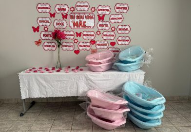 Secretaria de Assistência Social realiza ensaio fotográfico e entrega de kits de bebê para gestantes de São Julião