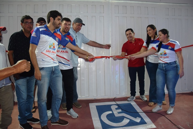 Campeonato de Futsal é oficialmente aberto em São Julião com reinauguração do Ginásio Poliesportivo