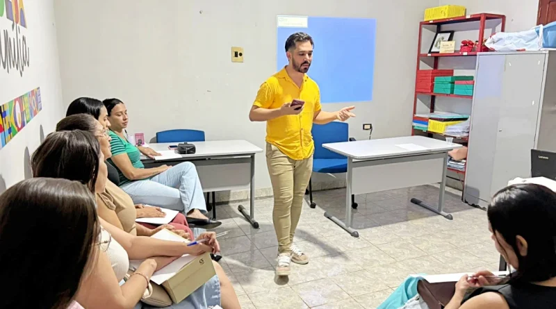 Assistência Social promove formação para fortalecer atuação de profissionais da assistência social