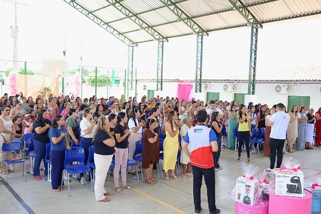 Mães de São Julião são homenageadas com grande festa promovida pela gestão municipal